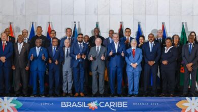 Photo of Secretary-General Barnett highlights strong CARICOM-Brazil relations at the Caribbean-Brazil Summit